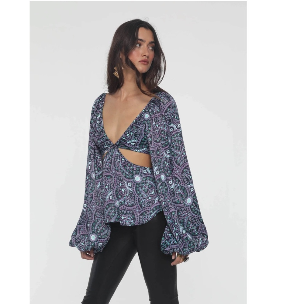 NWT! Jen’s Pirate Booty Sonora Top- Blue Smoke